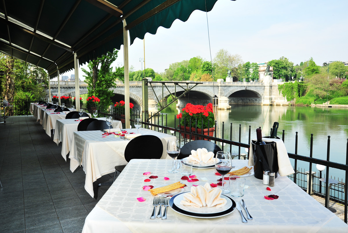 Terrazza esterna sul Po – Ristorante Caprera 1883 Torino